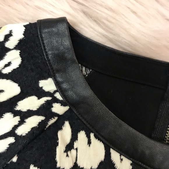 Top - Picture 4 of 5